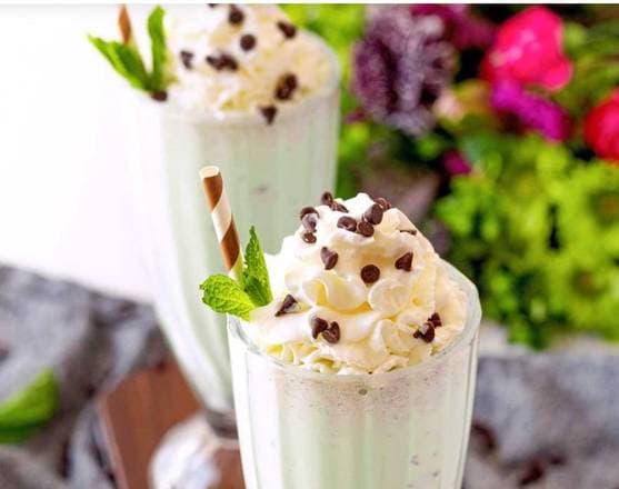 Mint Choco Chips Milkshake