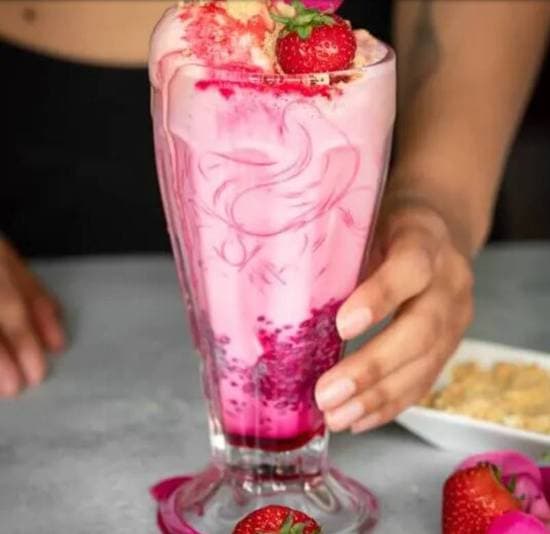 Strawberry Faluda
